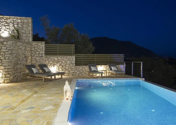 Crystal Villa *